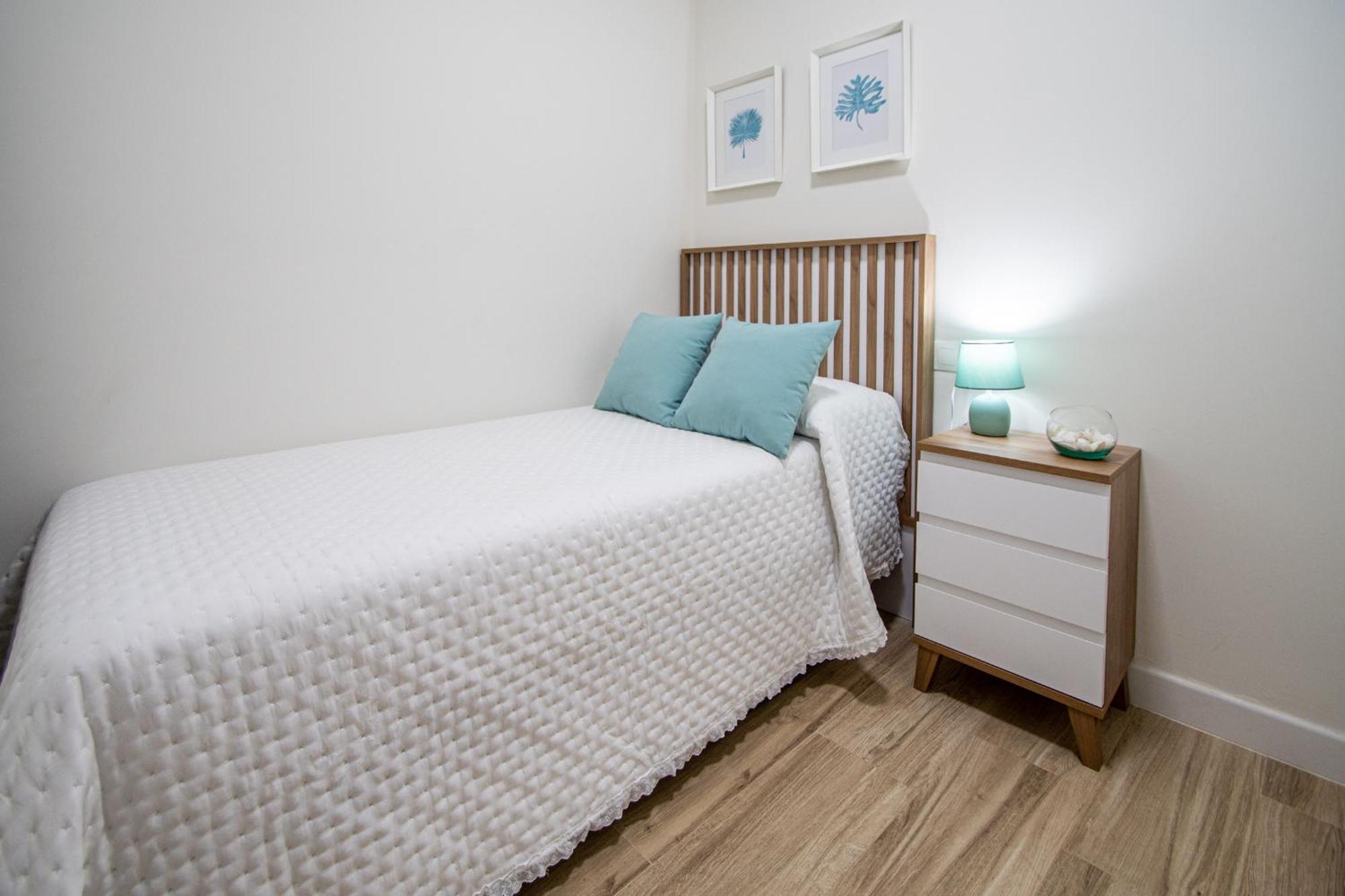 Apartamento Las Tres Llaves De Cádiz Exterior foto